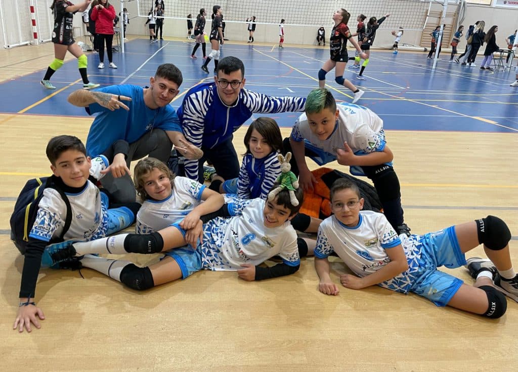 Vuelven las competiciones en las que están inmersos los equipos del Club Independiente Voleibol Motril