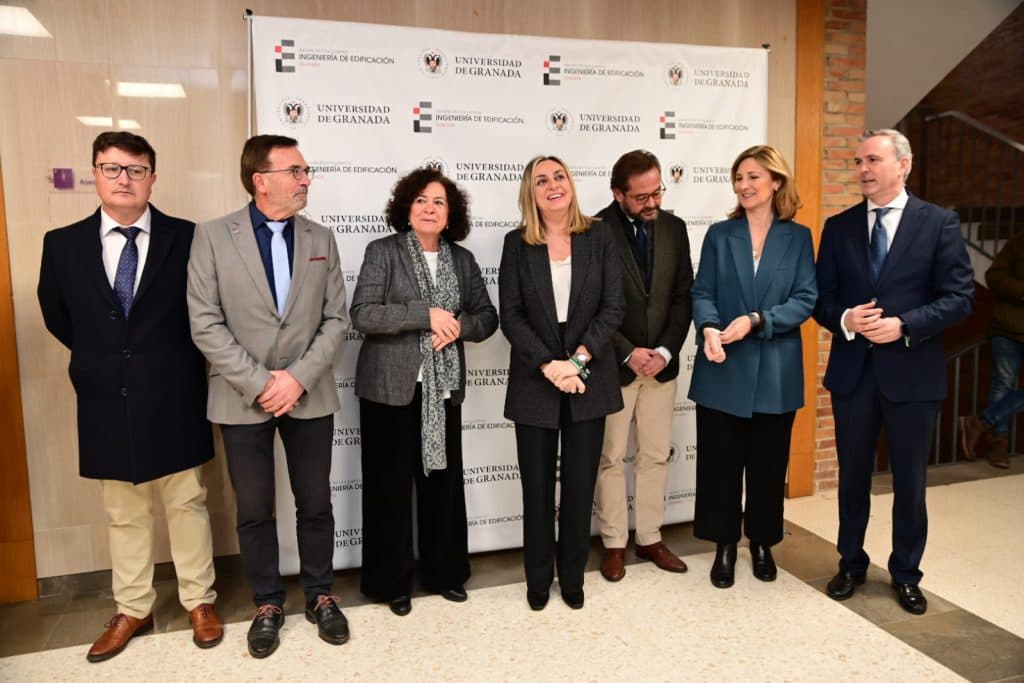 La Junta y la Universidad de Granada impulsan la aplicación de la madera de chopo en la vivienda