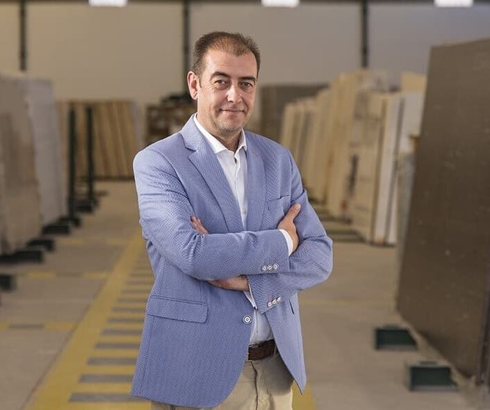 JESÚS POSADAS CHINCHILLA EXALTARÁ NUESTRA SEMANA SANTA, EL PRÓXIMO 25 DE FEBRERO EN EL TEATRO CALDERÓN DE MOTRIL