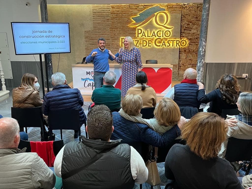 El PSOE de Motril celebra una jornada de estrategia en la que participan medio centenar de personas