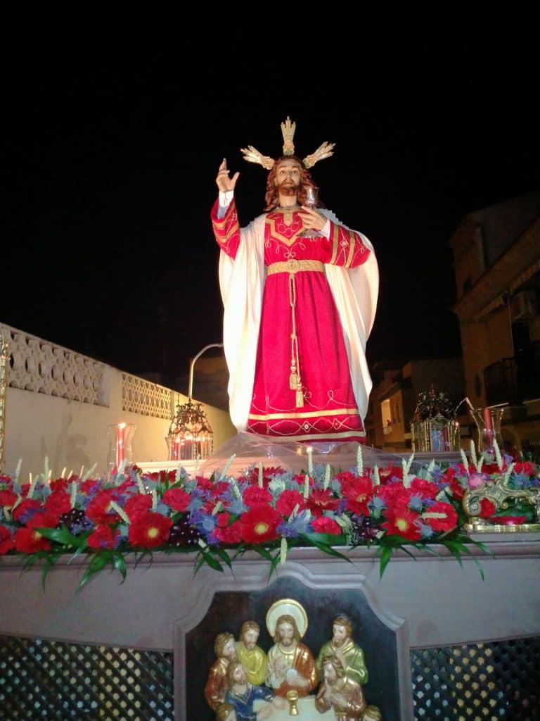 EL CRISTO DE LA FE RECOGE AMOR DE BARRIO EN LA ZONA NORTE DE MOTRIL