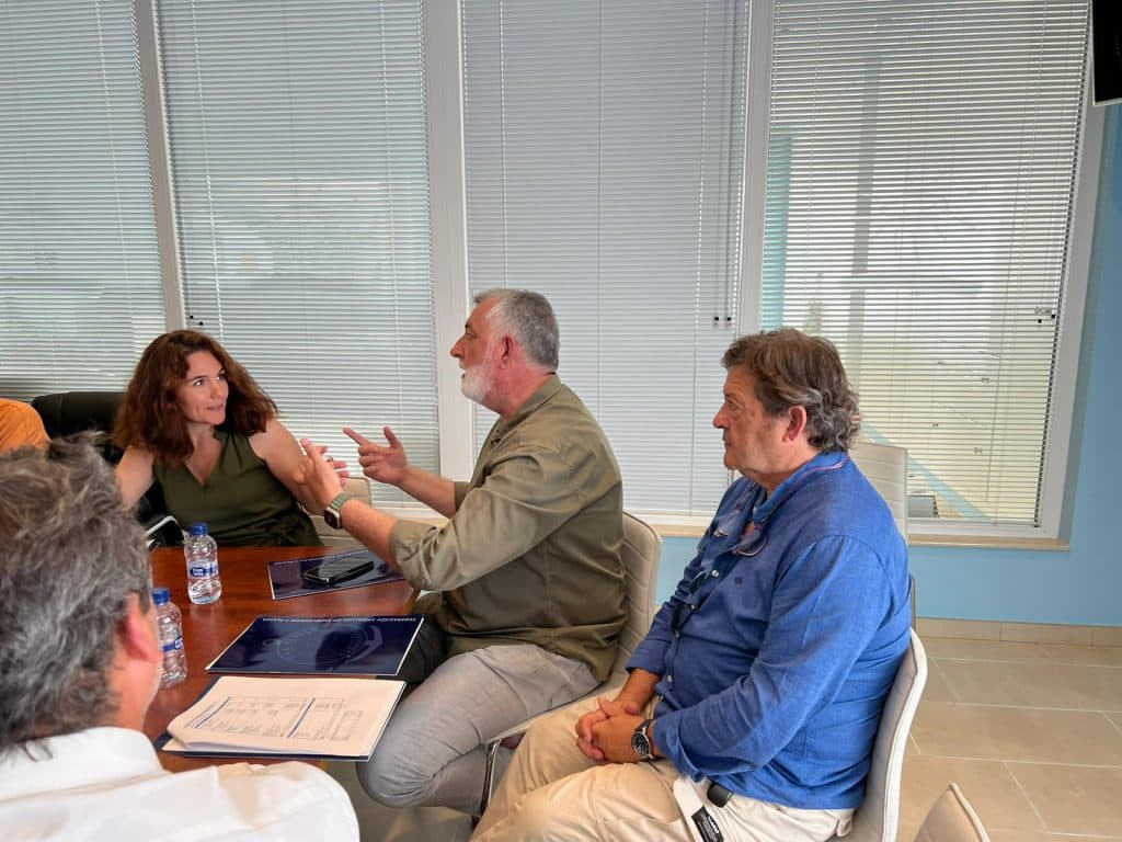 Los empresarios de playas de Andalucía muestran su optimismo ante una temporada que “confiamos siga el buen rumbo de los primeros meses del año”