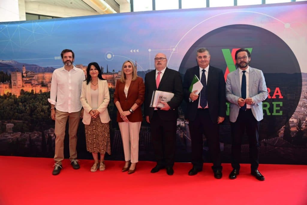 La Junta destaca el rol de los emprendedores para lograr una economía andaluza más competitiva, innovadora y global