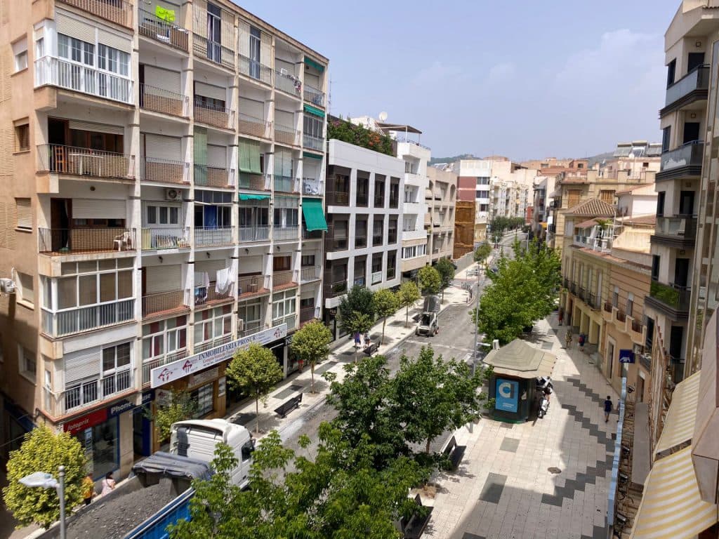 PSOE-Motril denuncia que las obras de asfaltado colapsan el centro