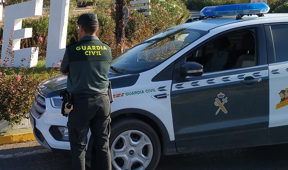 Hallan a un joven de 20 años fallecido en una piscina de Periana (Málaga)