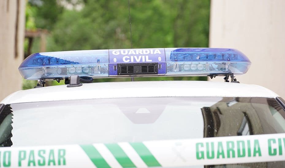 Muere un trabajador al caer desde un tejado en Ogíjares