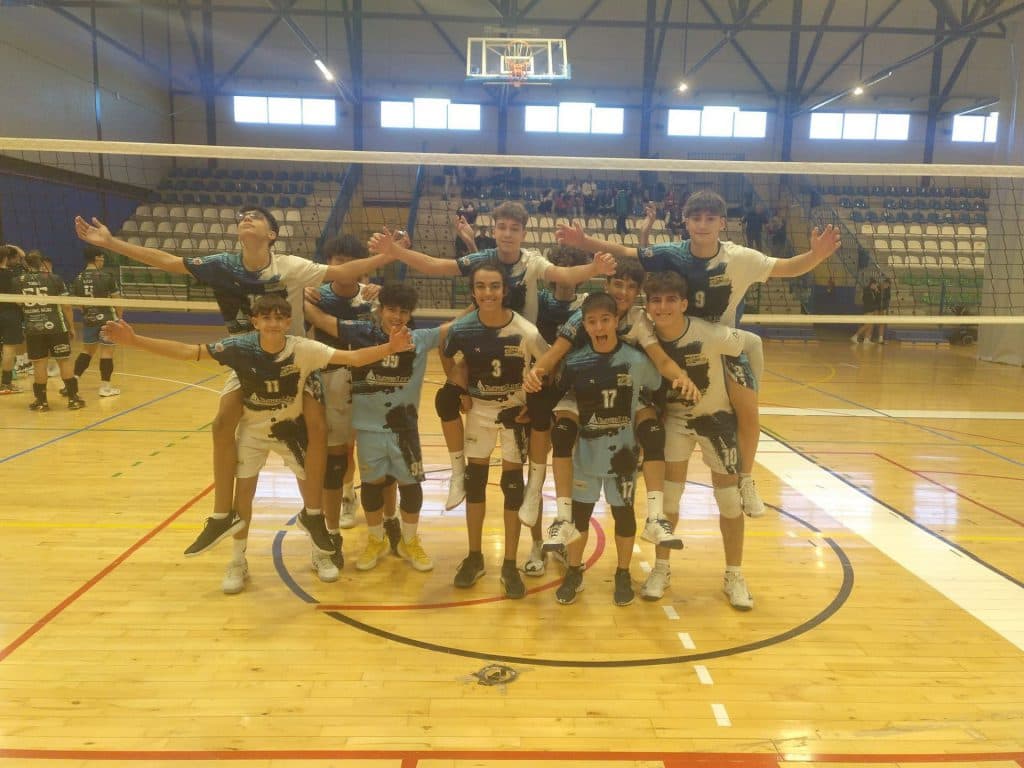 Fin de semana crucial para los equipos cadete y juvenil del Club Independiente Voleibol Motril