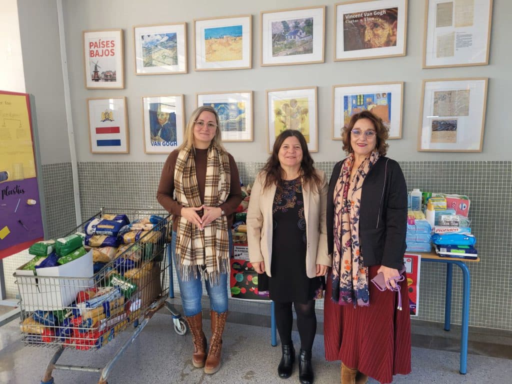 Campaña de recogida de alimentos del IES Nazarí para el Banco de Alimentos