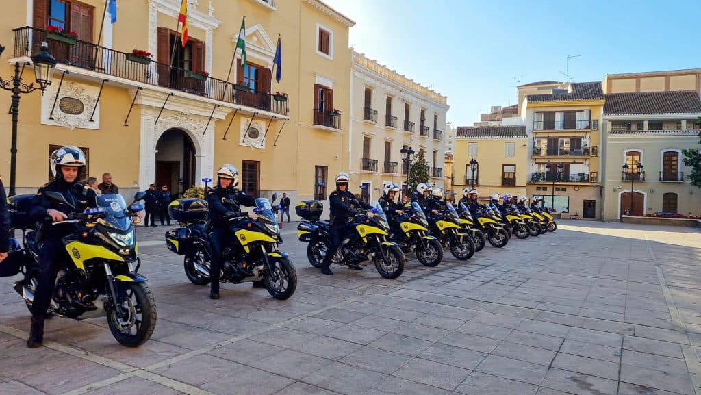 La Policía Local de Motril cuenta desde hoy con 12 nuevas motos de última generación