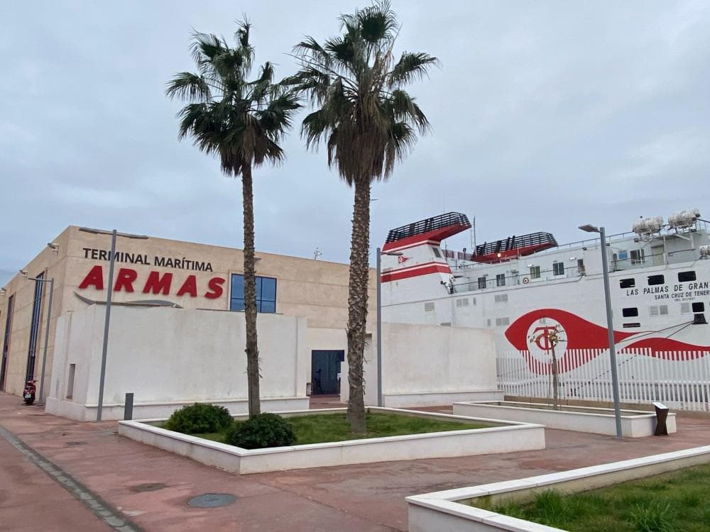 La terminal de pasajeros del Puerto de Motril pasará a denominarse Antonio Armas, pionero en las conexiones con Melilla y Marruecos
