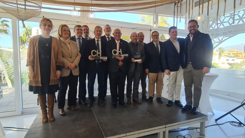 Puerto de Motril, el Patrón Mayor de la Cofradía de Pescadores y Proyecto Hombre, reconocidos en la XVI Expoasamblea de los empresarios de las playas granadinas