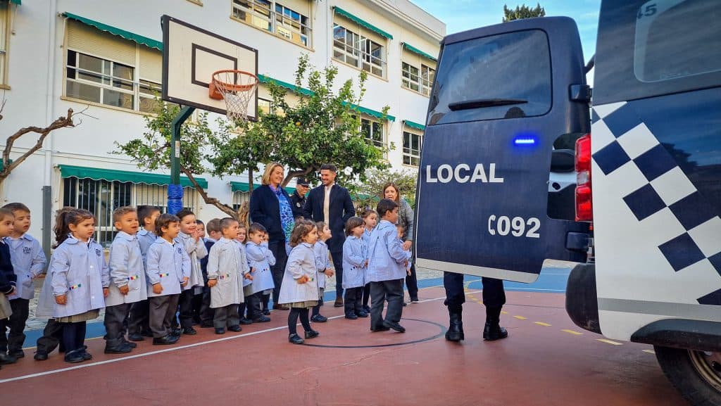 El Ayuntamiento de Motril se adhiere al Programa Agente Tutor que busca la protección del menor
