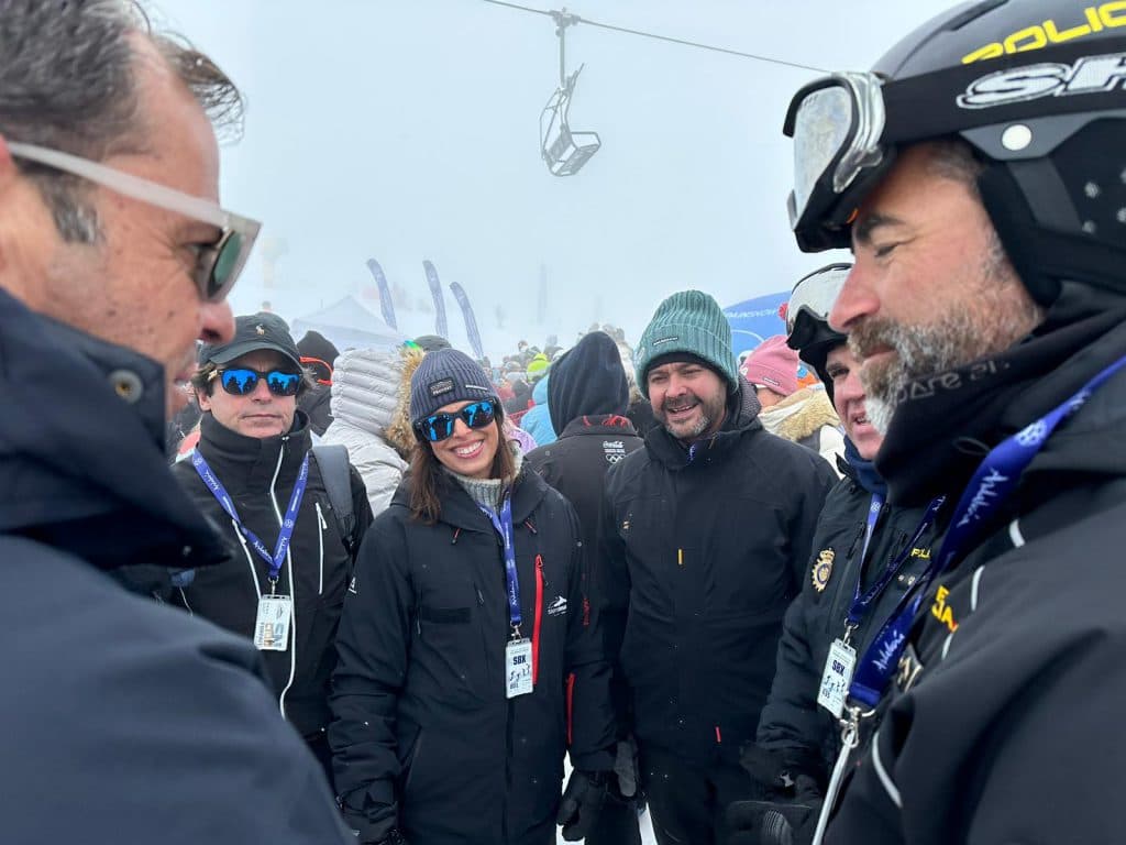 Rocío Díaz: “Sierra Nevada está en el escaparate internacional con la Copa de Snowboard Cross”