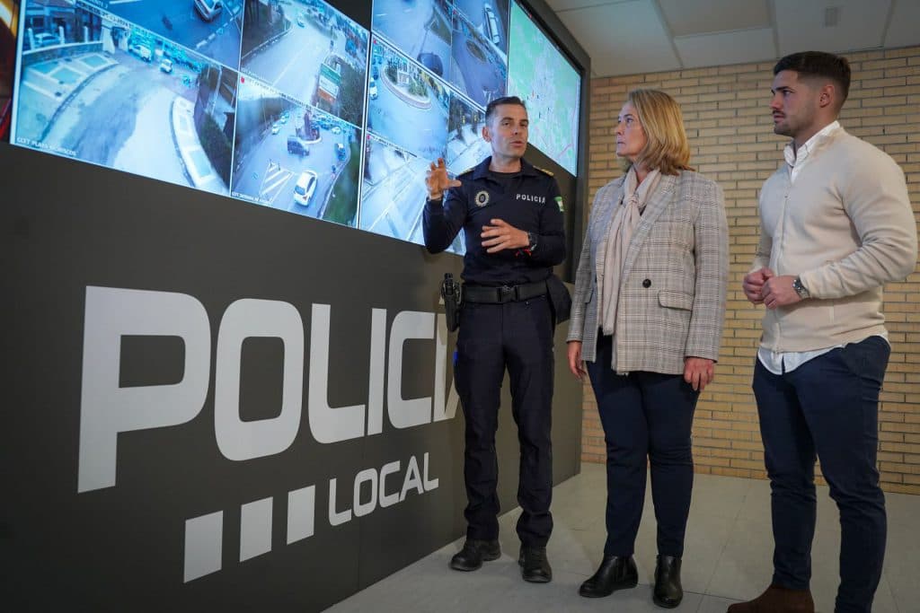 El Ayuntamiento de Motril pone en funcionamiento 35 videocámaras para «controlar el tráfico y garantizar la seguridad»