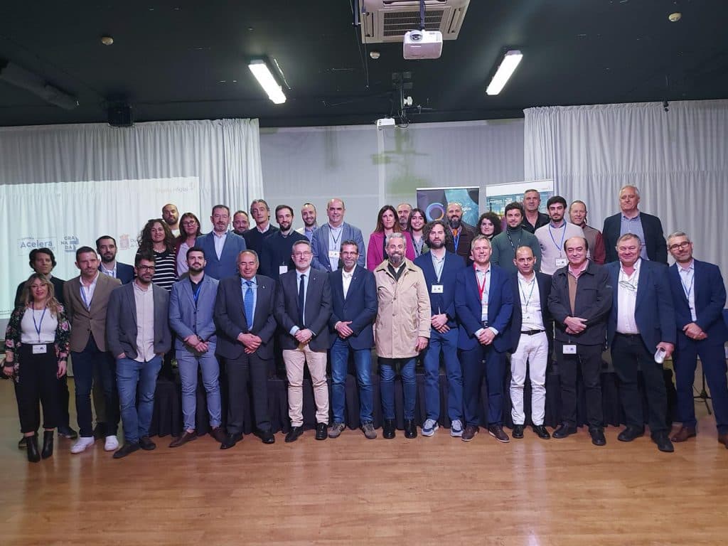 La Diputación analiza los retos y oportunidades de la transformación digital en el sector turístico de Granada