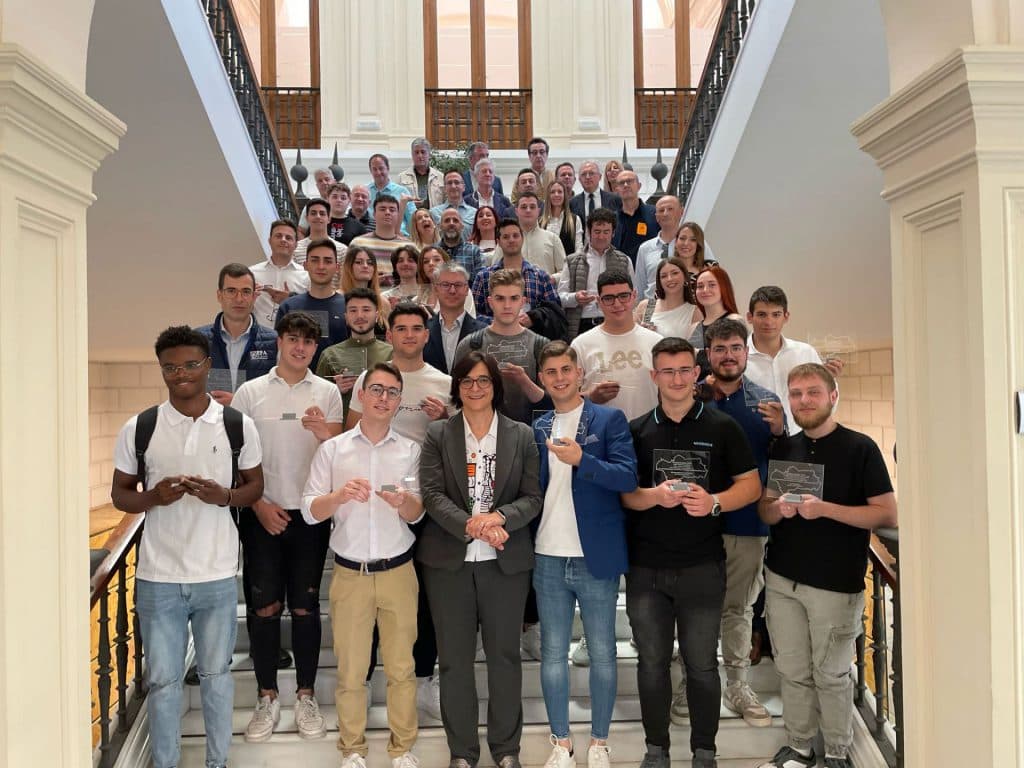 La Junta homenajea a los estudiantes y docentes que han participado en el Campeonato de FP AndalucíaSkills