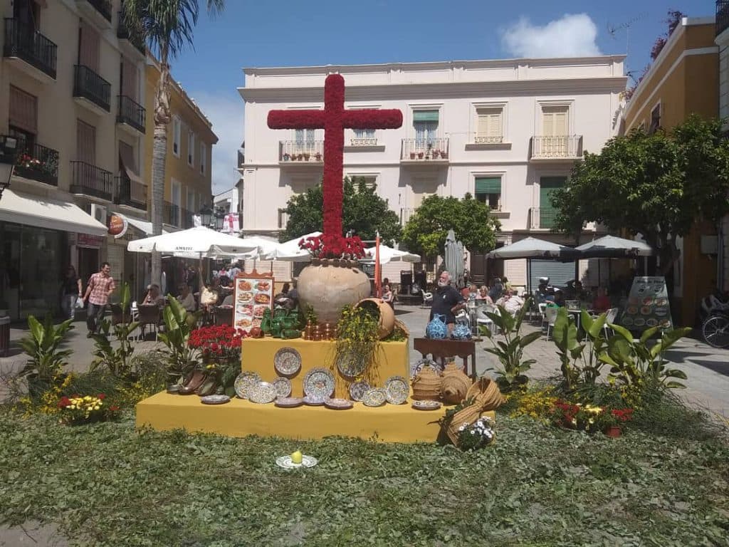 Abierto el plazo de inscripción de la Cruces de Mayo 2024 en Almuñécar y La Herradura