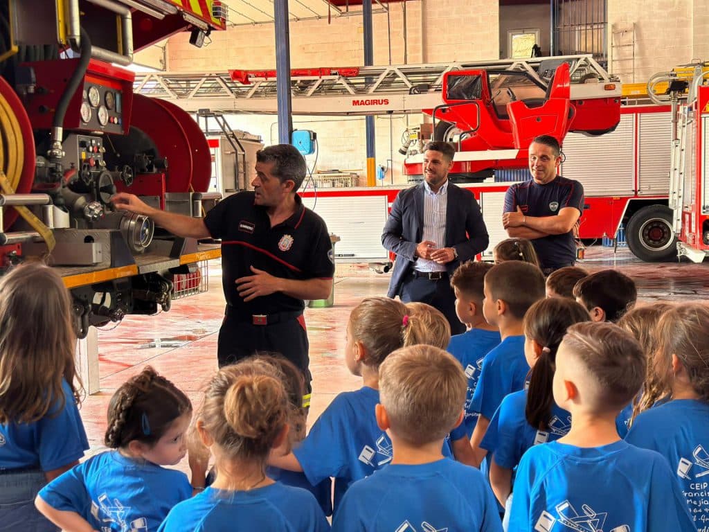 Éxito del programa Agente Tutor en Motril tras la participación de más de 4.400 escolares durante todo el año