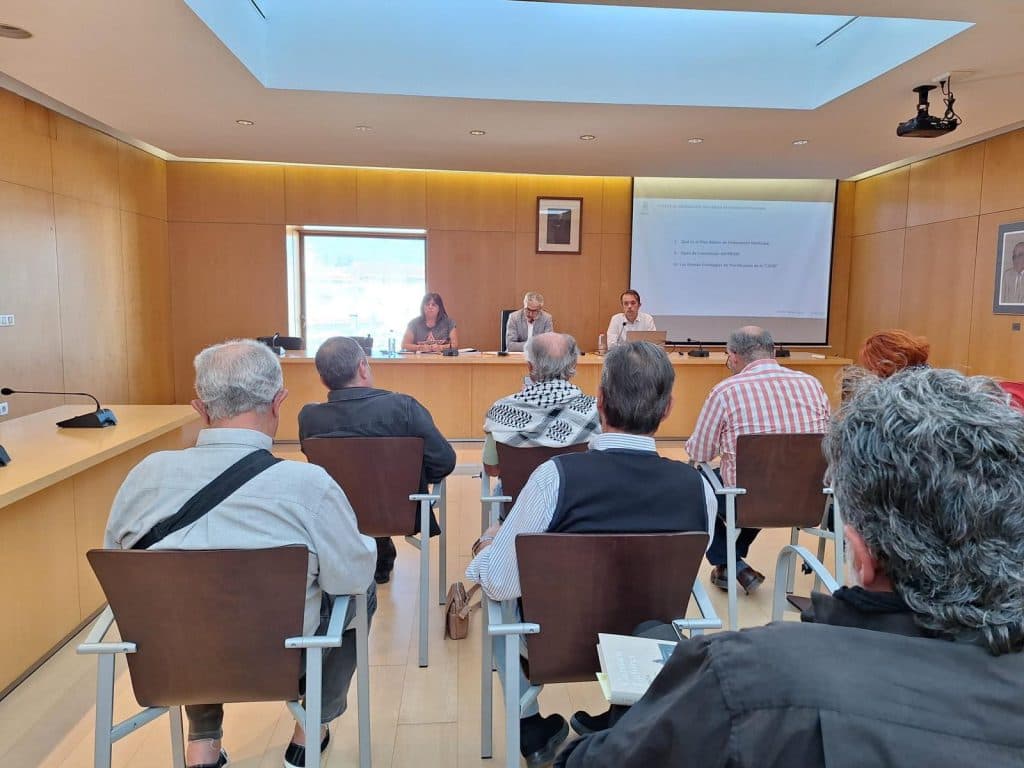 Órgiva presenta el avance de su Plan Básico de Ordenación Municipal con suelo para el futuro Hospital y la variante