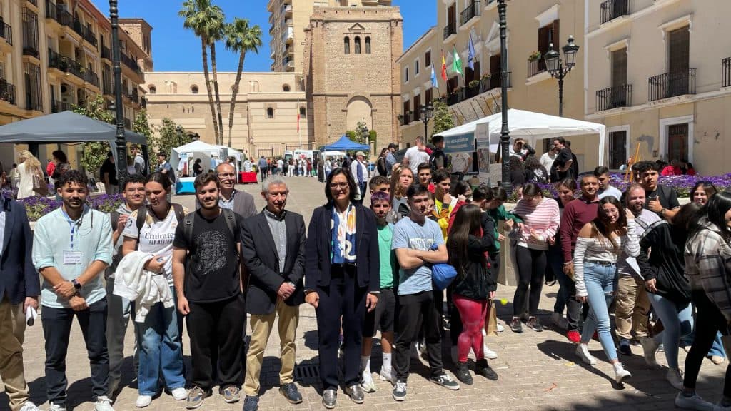 Alrededor de 1.200 estudiantes participan en la II Feria de Formación Profesional de Motril