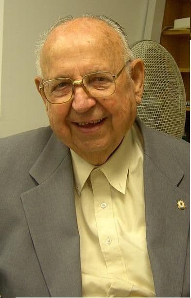 IN MEMORIAN JAVIER CASTRO MARTIN (13/5/1924 – 11/4/2013)