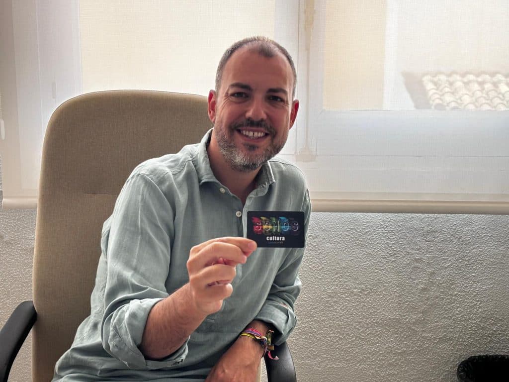 La tarjeta cultural “Somos Cultura” ya da servicio a más de 500 personas