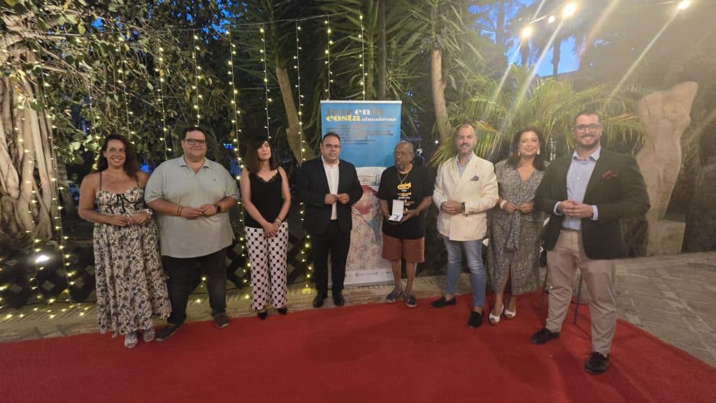 El Ayuntamiento de Almuñécar homenajea al gran Fred Wesley a su paso por el Jazz en la Costa