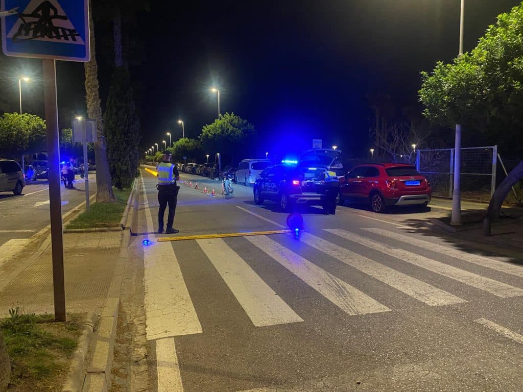 La Policía Local realiza diversas actuaciones este fin de semana contra varios focos de botellón en Motril