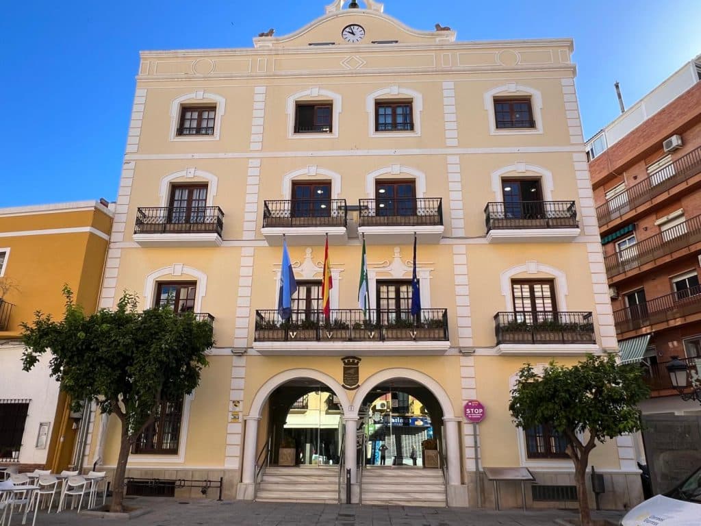 Juan José Ruiz Joya remodela el equipo de Gobierno de Almuñécar