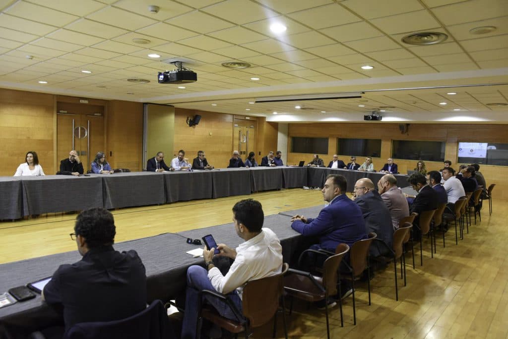 La Diputación de Granada inicia la redacción del plan estratégico que definirá el modelo turístico de la provincia para la próxima década