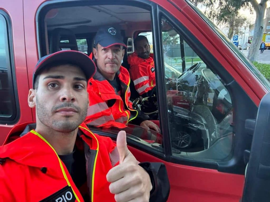 Los Bomberos de Motril ya trabajan en el municipio valenciano de Alfafar