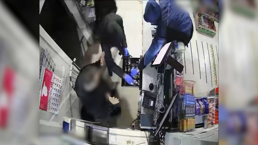Detenidos dos hermanos que atracaron una gasolinera en Maracena a punta de pistola