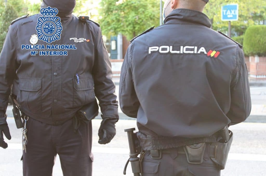Detenida en Granada una mujer de 20 años de edad como presunta responsable de un delito de homicidio en grado de tentativa