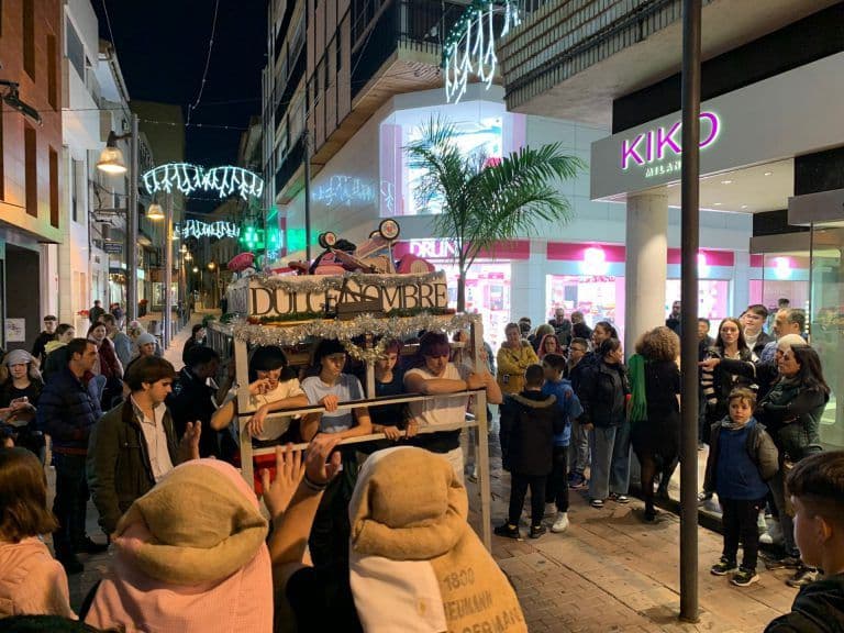 La Vera Cruz regresa con sus ¨Kilos de ilusión¨ para recaudar juguetes y alimentos en beneficio de las familias motrileñas más desfavorecidas