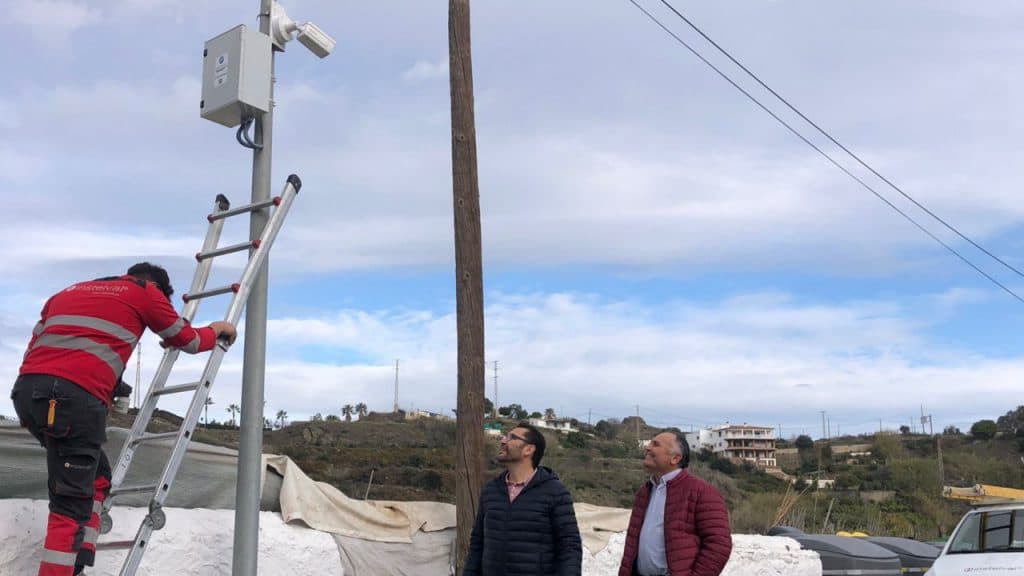 El Ayuntamiento de Salobreña refuerza la seguridad con la instalación de nuevas cámaras de vigilancia