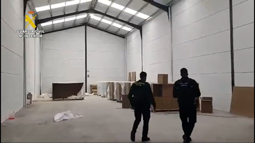 Incautadas más de 890.000 cajetillas de tabaco ilegal en Sevilla