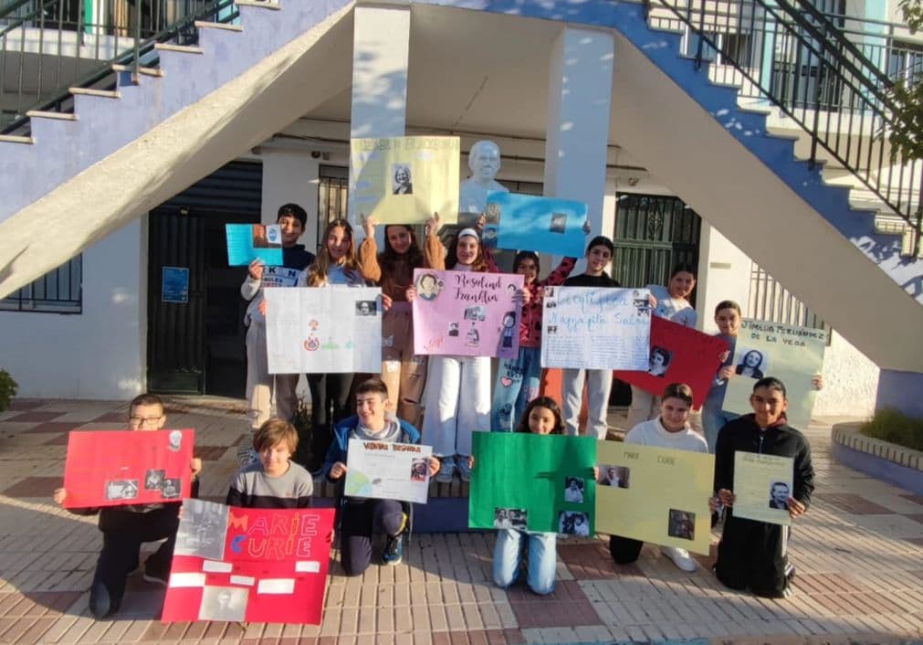 SEMANA DE LA MUJER EN LA CIENCIA EN EL COLEGIO AVE MARÍA VARADERO