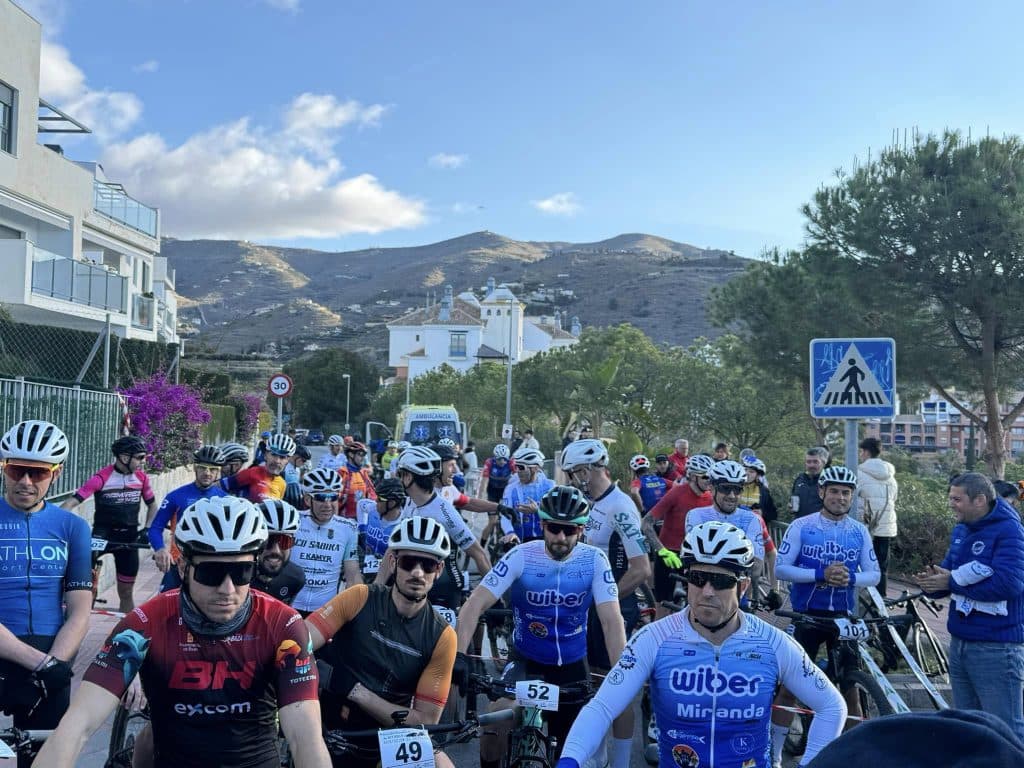 El parque Mediterráneo acoge este domingo la emoción y la adrenalina del IV BTT XCO Nazarí Almuñécar