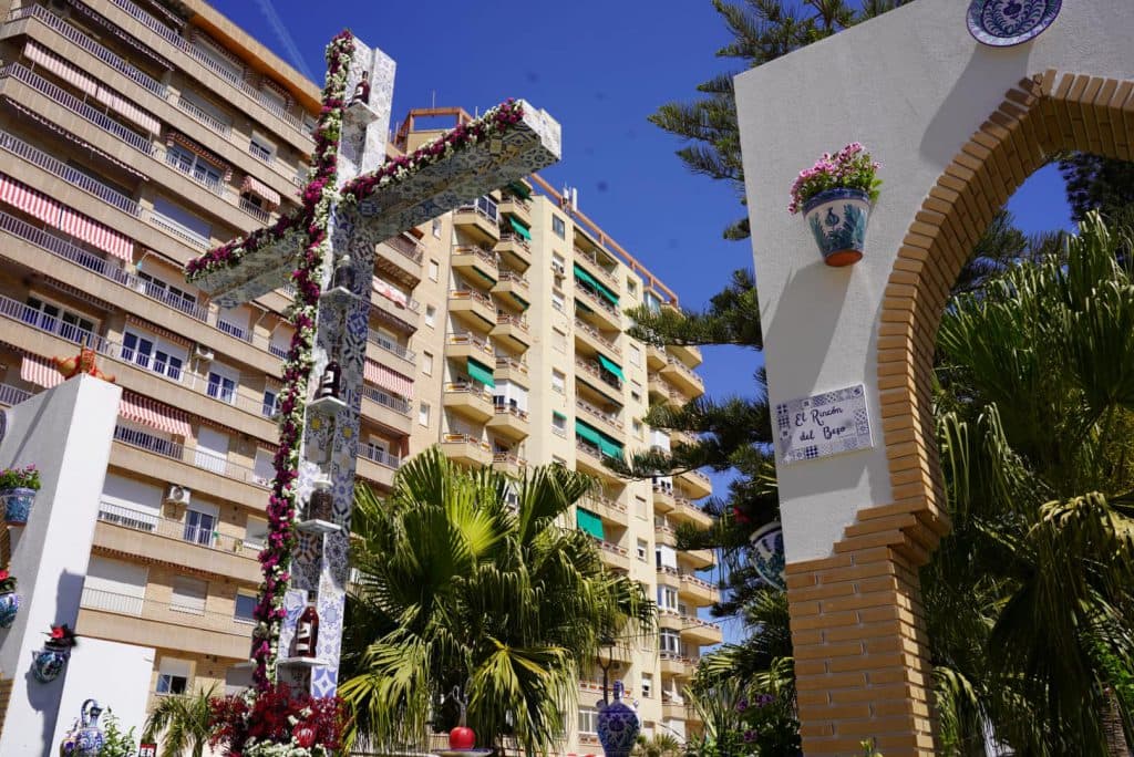 El Ayuntamiento de Motril abre el periodo de inscripción para el concurso de las Cruces de Mayo 2025