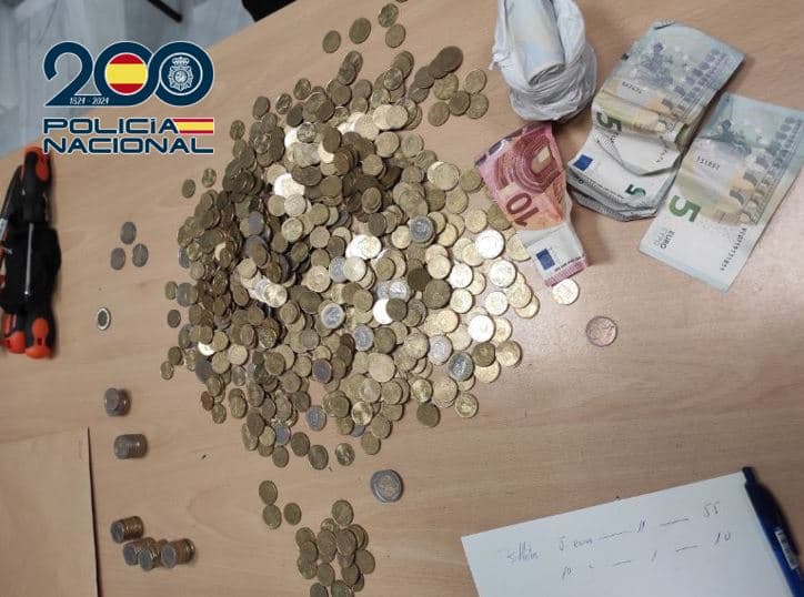 Detenido en Granada un activo ladrón de cajeros de parking