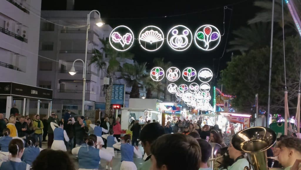 Las Fiestas de La Herradura continúan hoy lunes con la tarde dedicada a los mayores