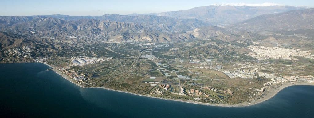 Reforestación participativa del río Guadalfeo en Salobreña