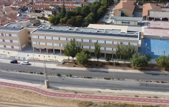 La Junta invierte más de 25,28 millones en la construcción de 6 centros nuevos en Granada desde 2019