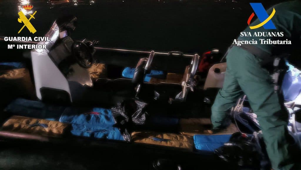 Detienen a dos personas tras la intervención de 1.800 kilos de hachís en Motril