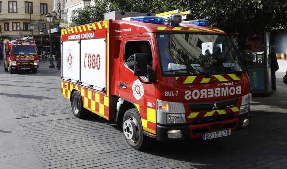 Fallece un joven de 18 años al quedar atrapado en un montacargas en Córdoba