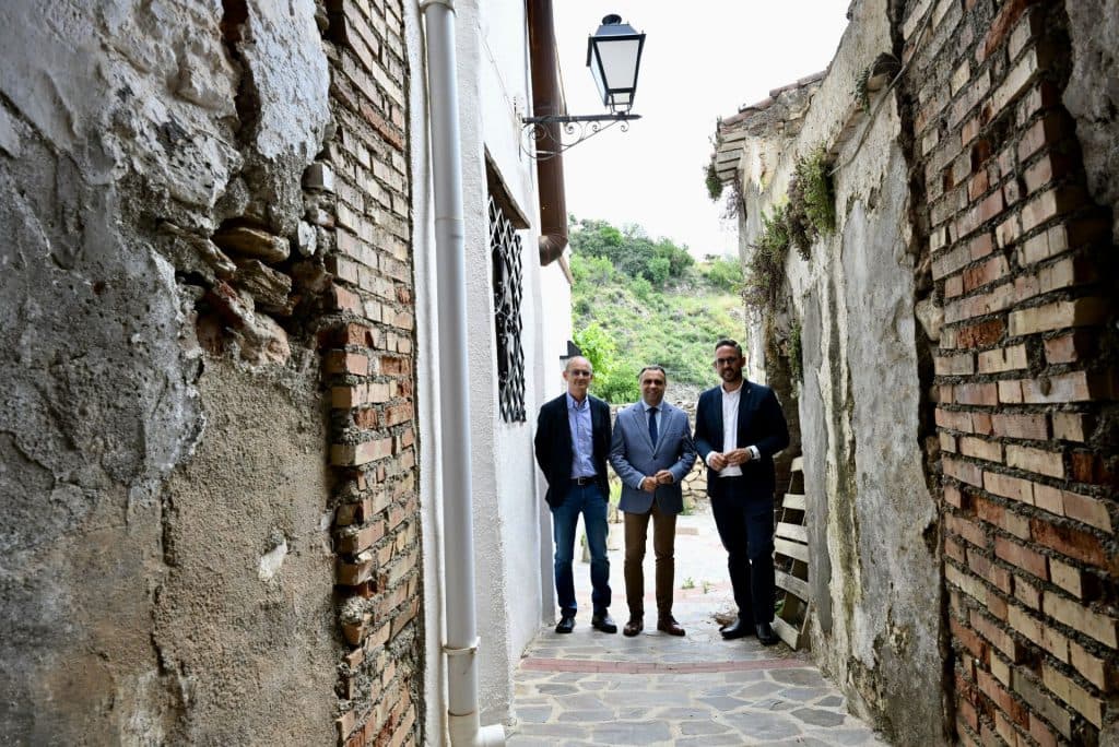 Diputación destina más de 197.000 euros a la mejora del alumbrado público de Ítrabo