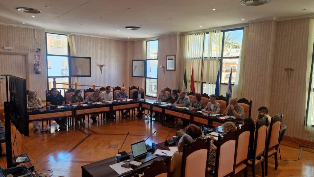 La Mesa del Agua avanza en los trabajos de coordinación para la mejora de la calidad de las aguas de Salobreña