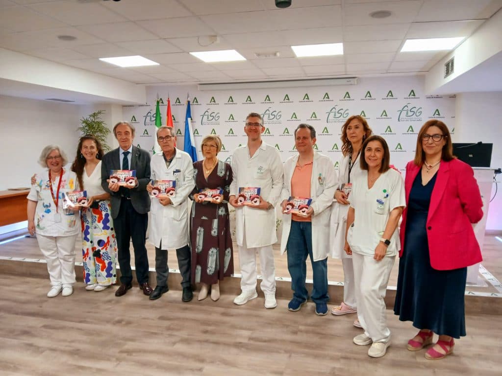 El Hospital de Motril edita un cuento para aliviar el estrés perioperatorio del paciente pediátrico