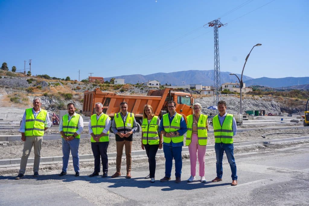 Las obras del desdoblamiento de la calzada en el Camino de las Ventillas de Motril inician su fase final