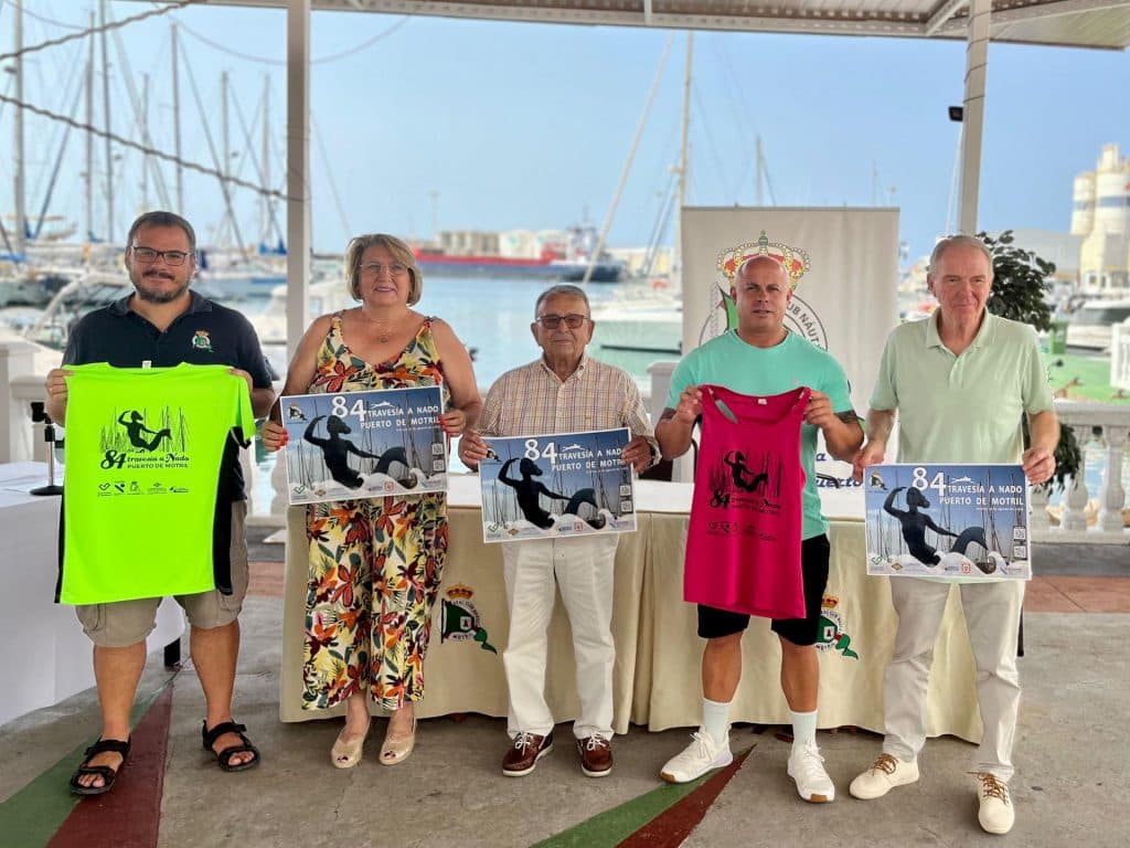 Motril se prepara para la 84 Travesía a Nado del Puerto, la segunda más antigua de España